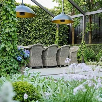 Professionally landscaped courtyard garden in Melbourne by Ian Barker Gardens Canterbury Project | Landscaping Victoria