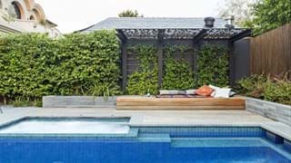 Res. Construction (Over $250K)