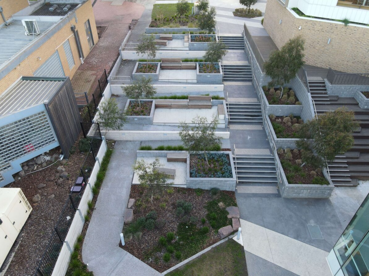 Commercial Landscape Construction Up to $500,000